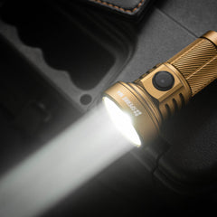 Speras M4 Mini Flashlight. Pocket Sized High Powered Flashlight - 652m (1320lm) - 18350 battery